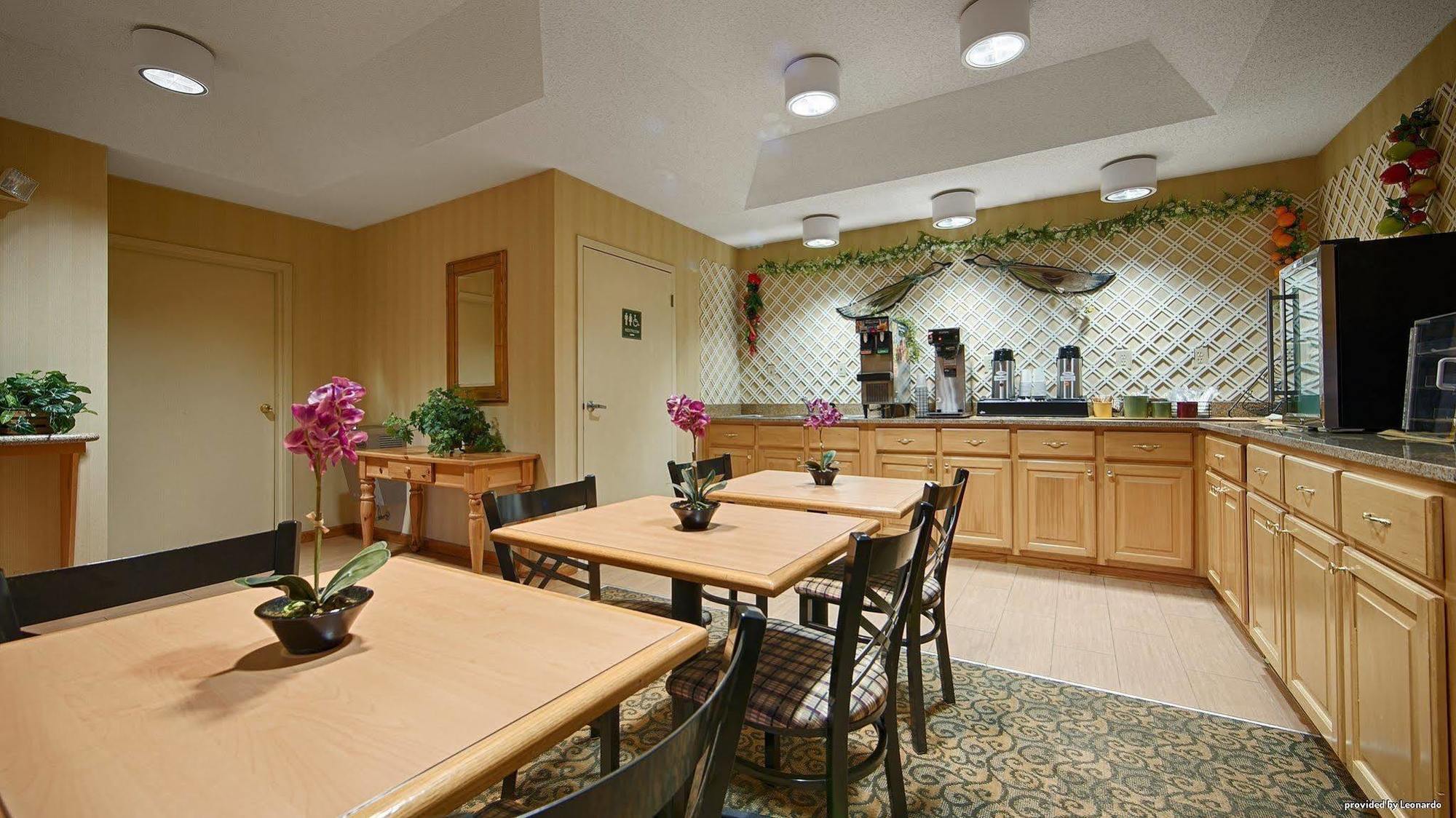 Best Western Hawkinsville Inn & Suites Exterior foto